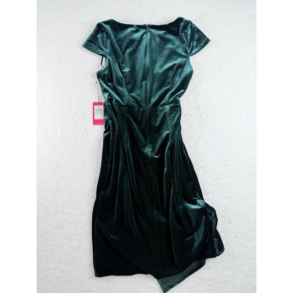 Vince Camuto Green Velvet Sheath Dress Short Sleeve Ruched Knee Length Size 8 - Picture 6 of 8